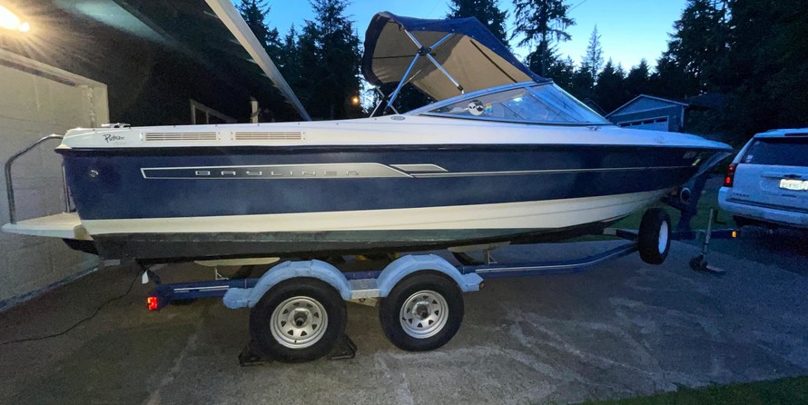 Bayliner 215 Classic