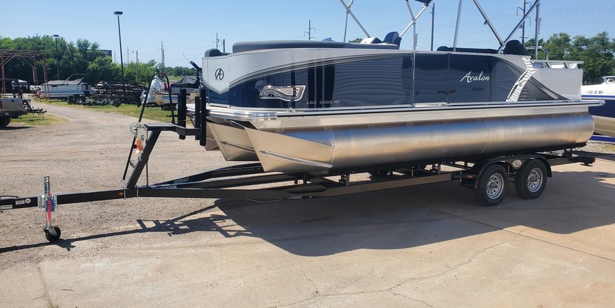 Avalon 2285 LSZ Rear Fish Sport Toon