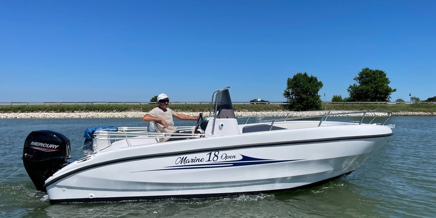Marine 18